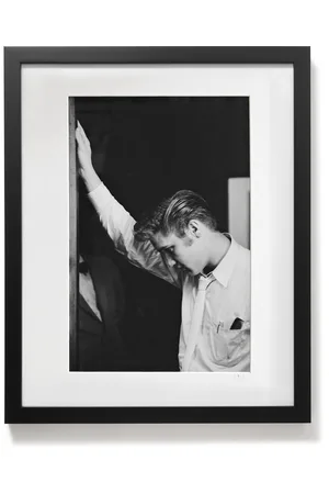 Sonic Editions Framed 1956 Elvis Backstage Print, 20" x 16" - Men