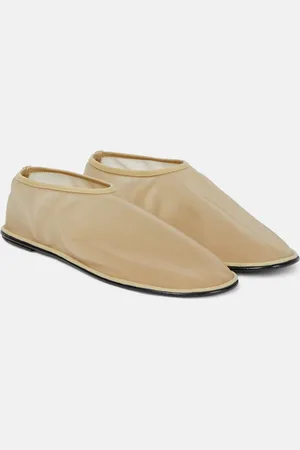 The Row Mesh flats