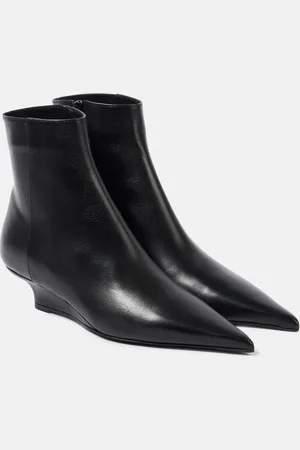 Totême Sharp 40 leather ankle boots