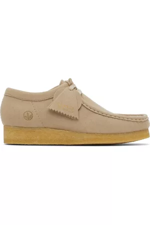 Clarks Men Brogues - Beige Vegan Wallabee Derbys