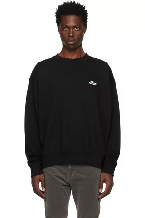 We11 Done Embroidered Wappen Sweatshirt