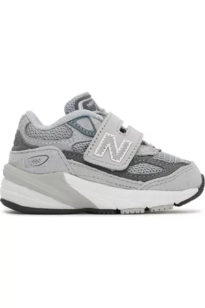 New Balance Sneakers - Baby Gray 990v6 Sneakers