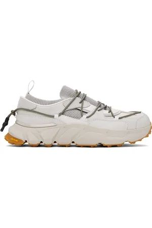 THE VIRIDI-ANNE Off-White & Gray Lace-Up Sneakers