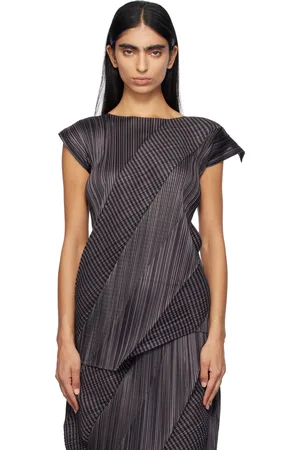 PLEATS PLEASE ISSEY MIYAKE Gray Cosmic Rays T-shirt