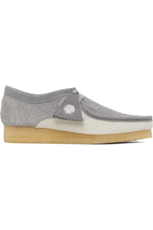 Clarks Gray & Off-White Wallabee Derbys