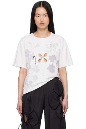 J.KIM White Embroidery Scheme Petal T-shirt